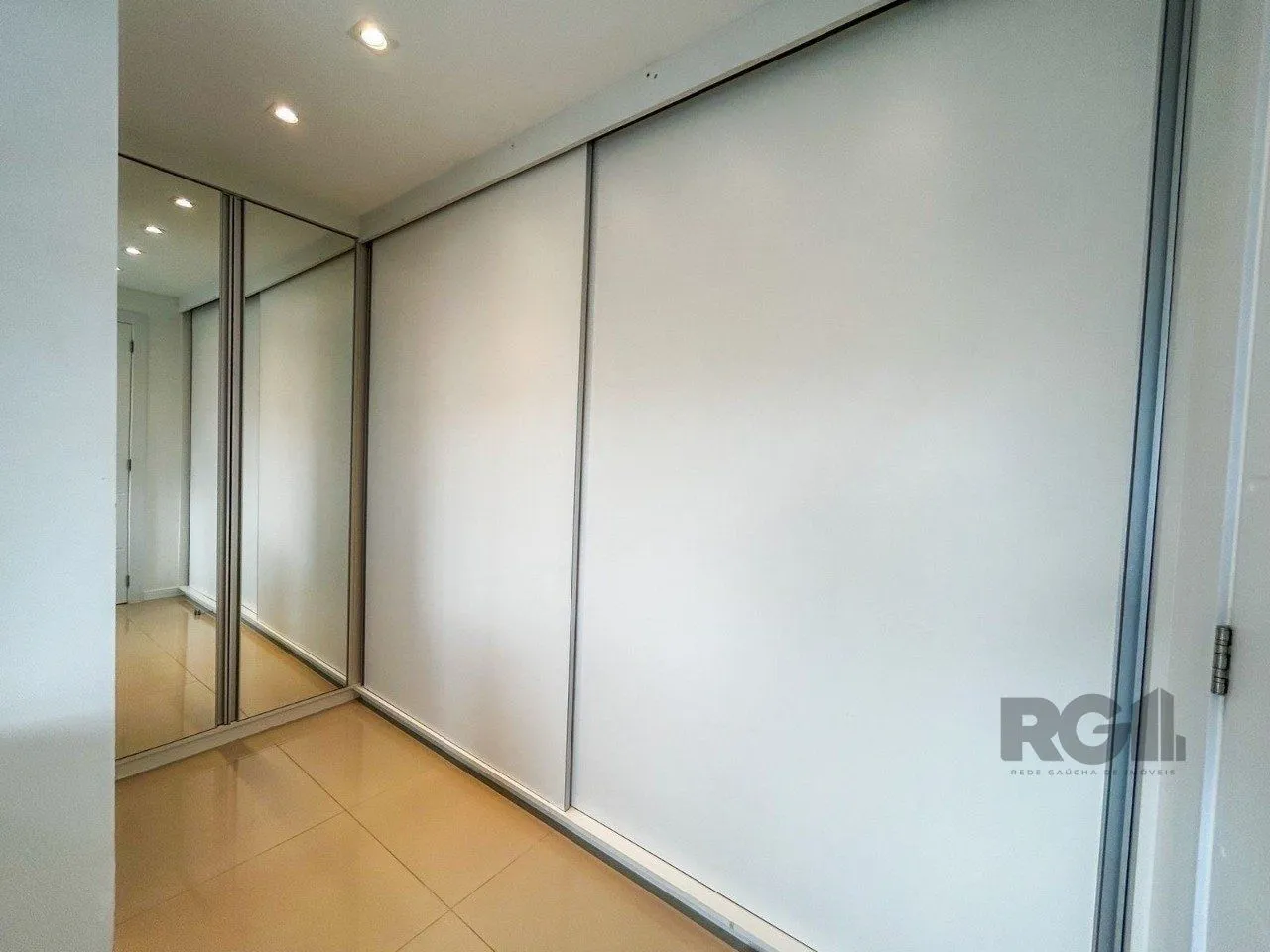 Imagem Apartamento de 03 dormitórios na Tristeza Zona Sul de Porto Alegre