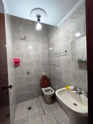 Imagem Casa com 3 dormitórios para alugar, 130 m² por R$ 2.498,00/mês - Jardim México - Itatiba/SP