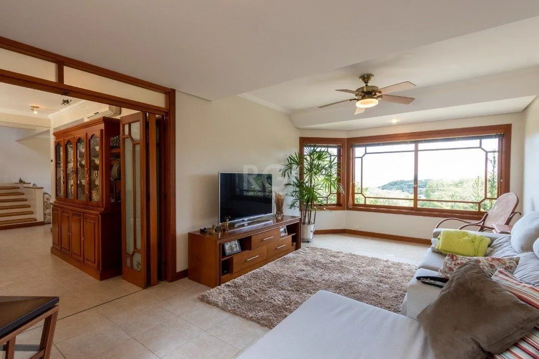 Imagem Casa para Venda - 358.78m², 3 dormitórios, sendo 1 suites, 3 vagas - Jardim Isabel