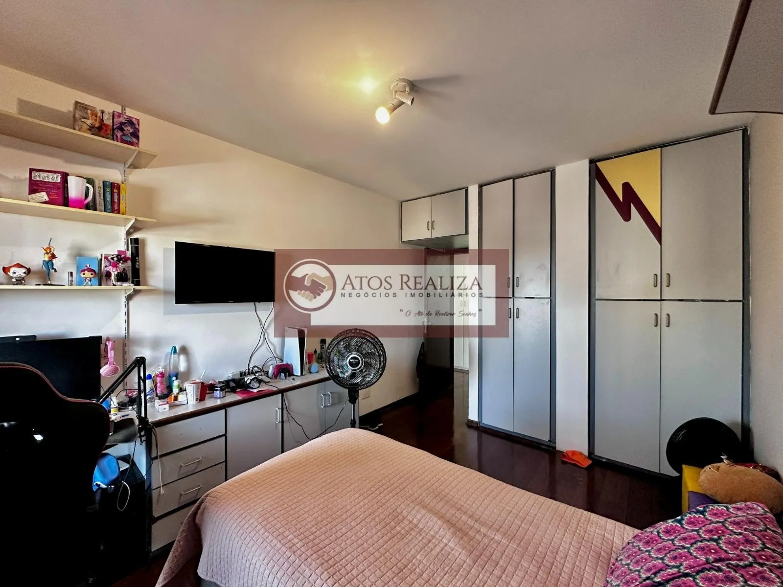 Imagem Venda luxuoso Apartamento 274m² com 4 dormitórios, 3 vagas de garagem, na Vila Alexandria.
