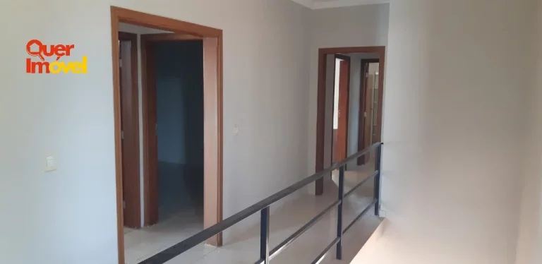 Imagem Casa de Alto Padrão no Condomínio Residencial Alto do Bonfim em Ribeirão Preto-SP 3 quartos, 1 suíte, 2 salas, 3 banheiros, 6 vagas de garagem, 238,00 m² de área Quer Imóvel Negócios Imobiliários