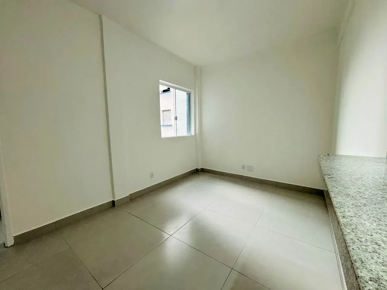 Imagem Apartamento com 1 Quarto à Venda, 30 m² em Embaré - Santos