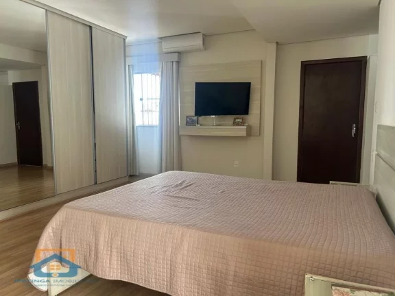 Imagem CASA COM TRES SUITES VILA CELESTE