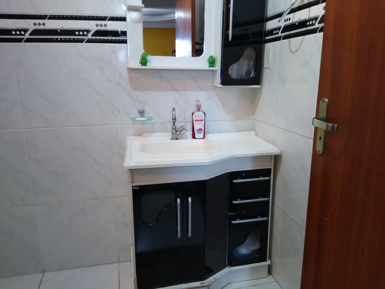 Imagem Casa a venda em Viamão no bairro Mendanha com piscina e espaco gourmet.