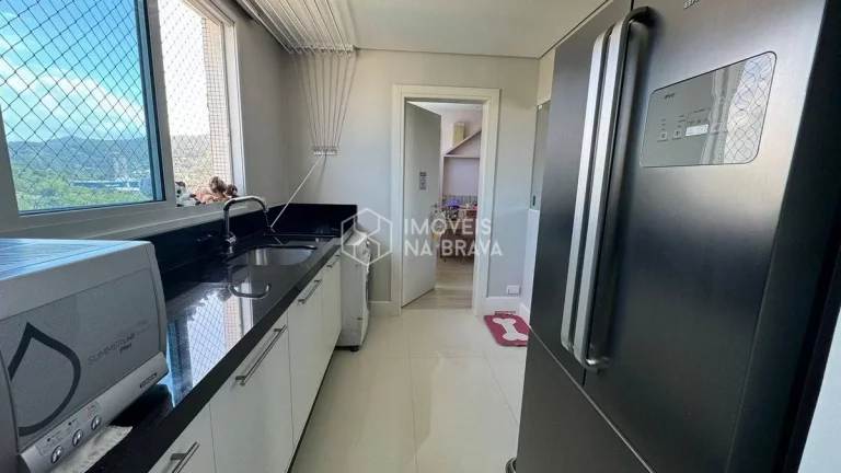 Imagem APARTAMENTO 3 SUITES, 3 VAGAS DE GARAGEM - LOCACAO- PRAIA BRAVA - ITAJAI/SC