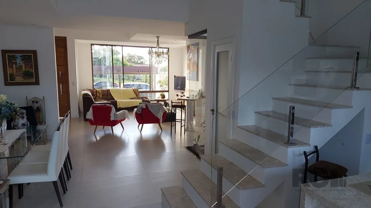 Imagem CASA ALTO PADRÃO - BALNEÁRIO -SÃO LOURENÇO DO SUL - RS