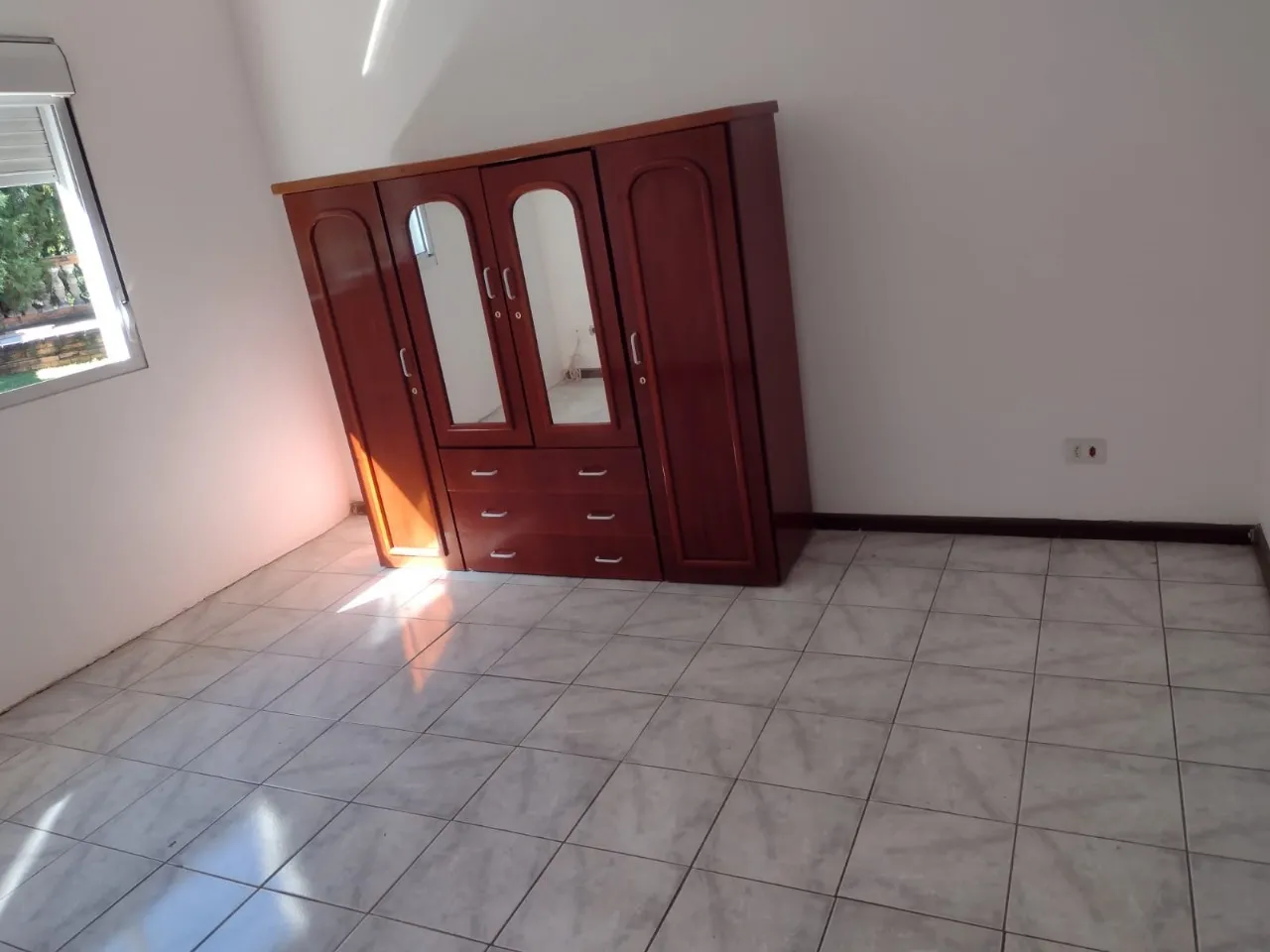 Imagem Vende-se Linda Casa no Loteamento fechado City Castelo