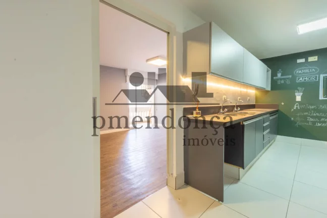 Imagem Apartamento em Pinheiros com 3 quartos (1 suíte) e 1 vaga, 106m2