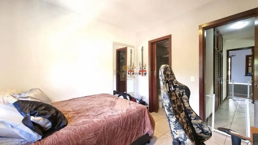 Imagem Casa em Condomínio para Venda em Teresópolis / RJ no bairro Quebra Frascos