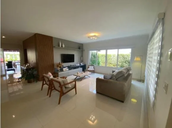 Imagem Residência de Luxo em Condomínio Exclusivo