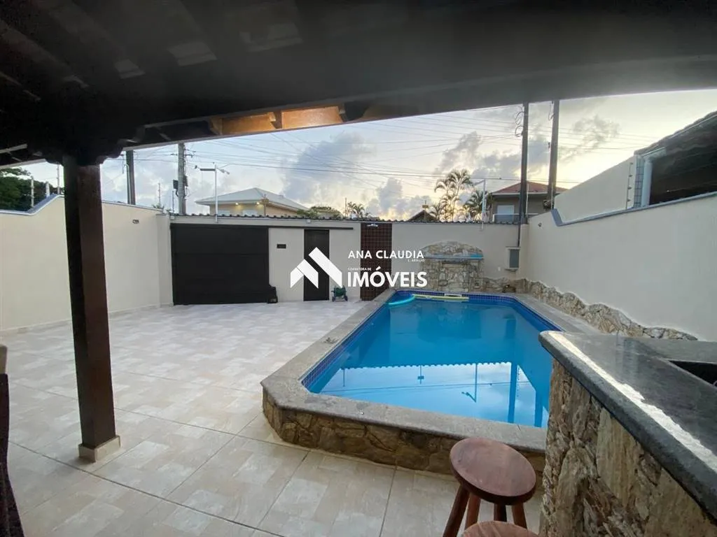 Foto do imóvel Casa a venda no litoral em RUA ZEQUINHA DE ABREU, 309 - SOLEMAR, PRAIA GRANDE - SP