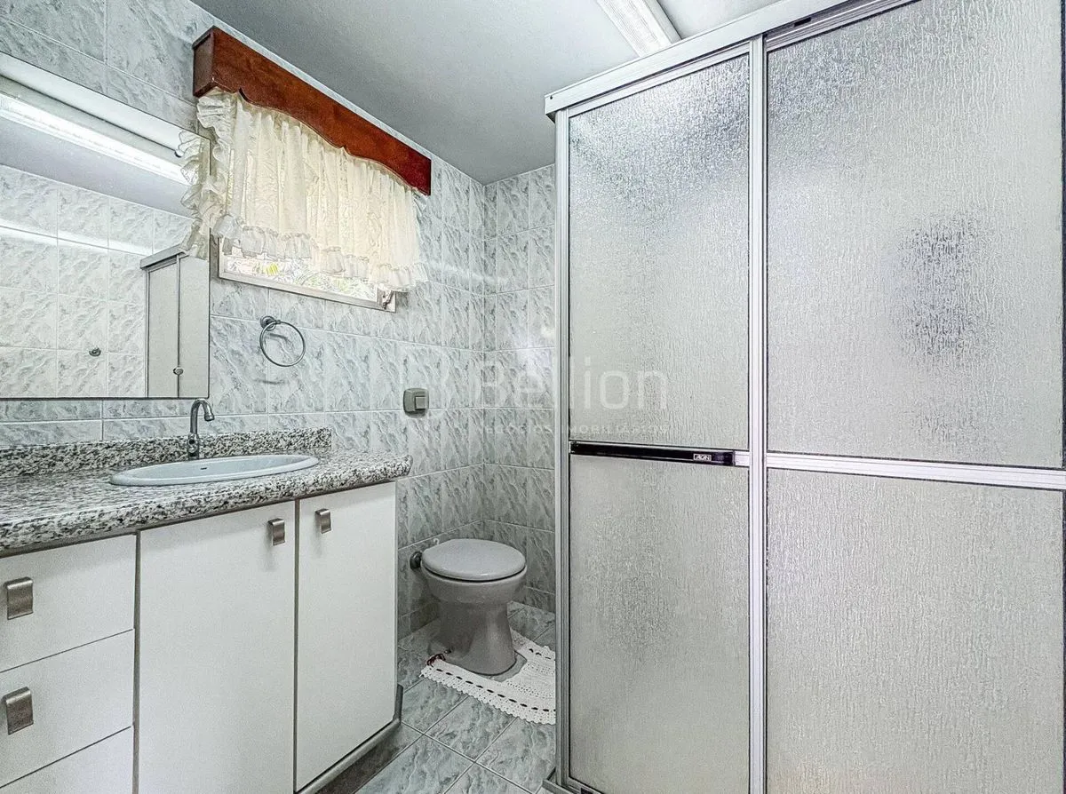 Imagem Casa com amplo terreno e potencial residencial/comercial no Centro de Rio dos Cedros