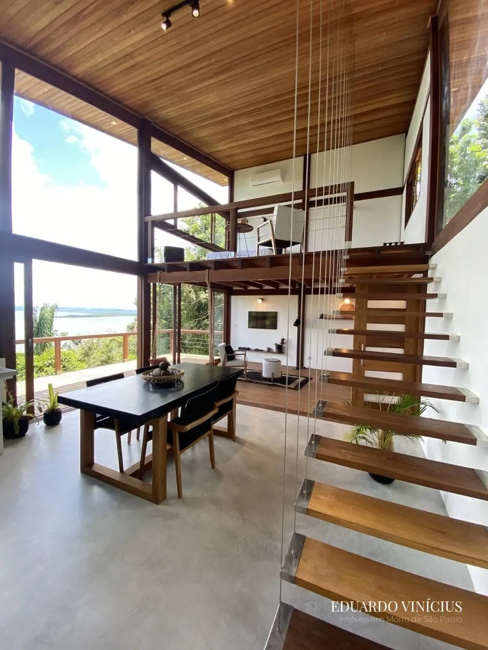 Imagem Casa Alto Padrão com Vista do Mar e do Pôr do Sol à Venda na Gamboa