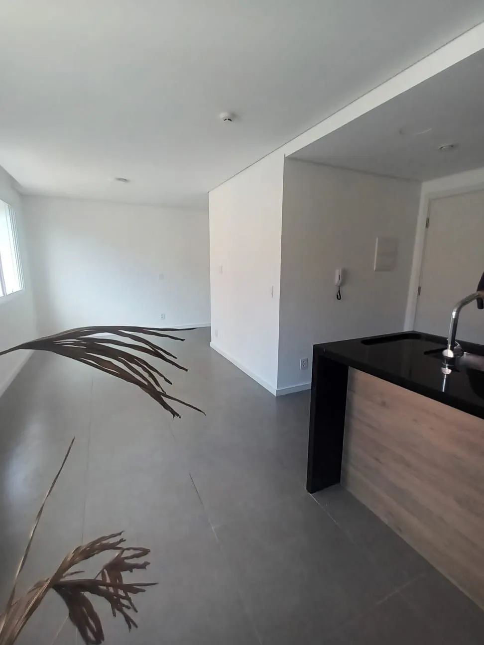 Imagem Studio, novo, desocupado, localizado no Bairro Cidade Baixa