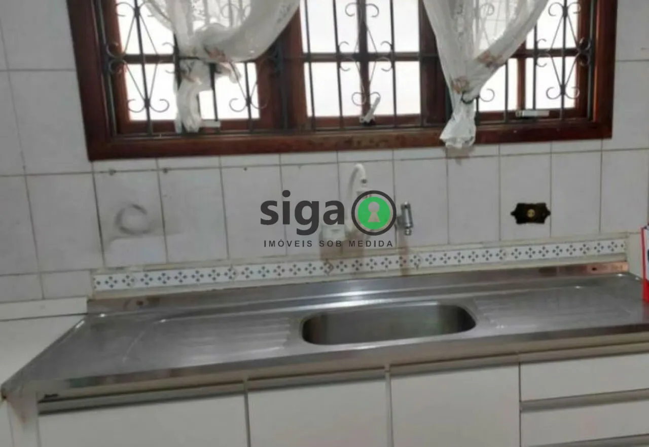 Imagem Casa ampla com 2 suítes, varanda e espaço versátil no quintal!