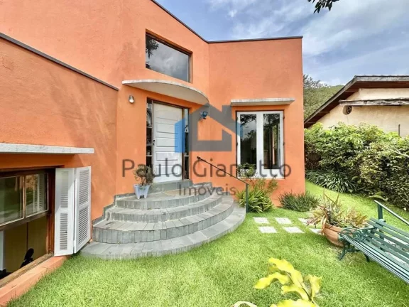 Imagem Casa à venda no Centro da Granja Viana