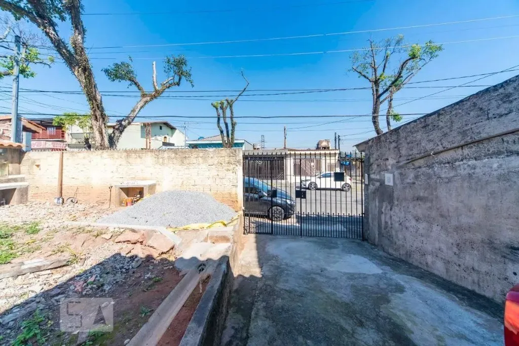 Imagem Casa para locação na Vila Bela Vista: 1 quarto, 1 banheiro, 1 vaga de garagem - Santo André-SP