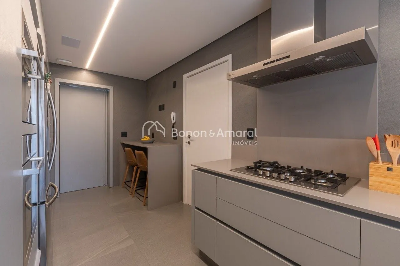 Imagem Apartamento de Alto Padrão à Venda no Alto Cambuí - 140 m² Porteira Fechada
