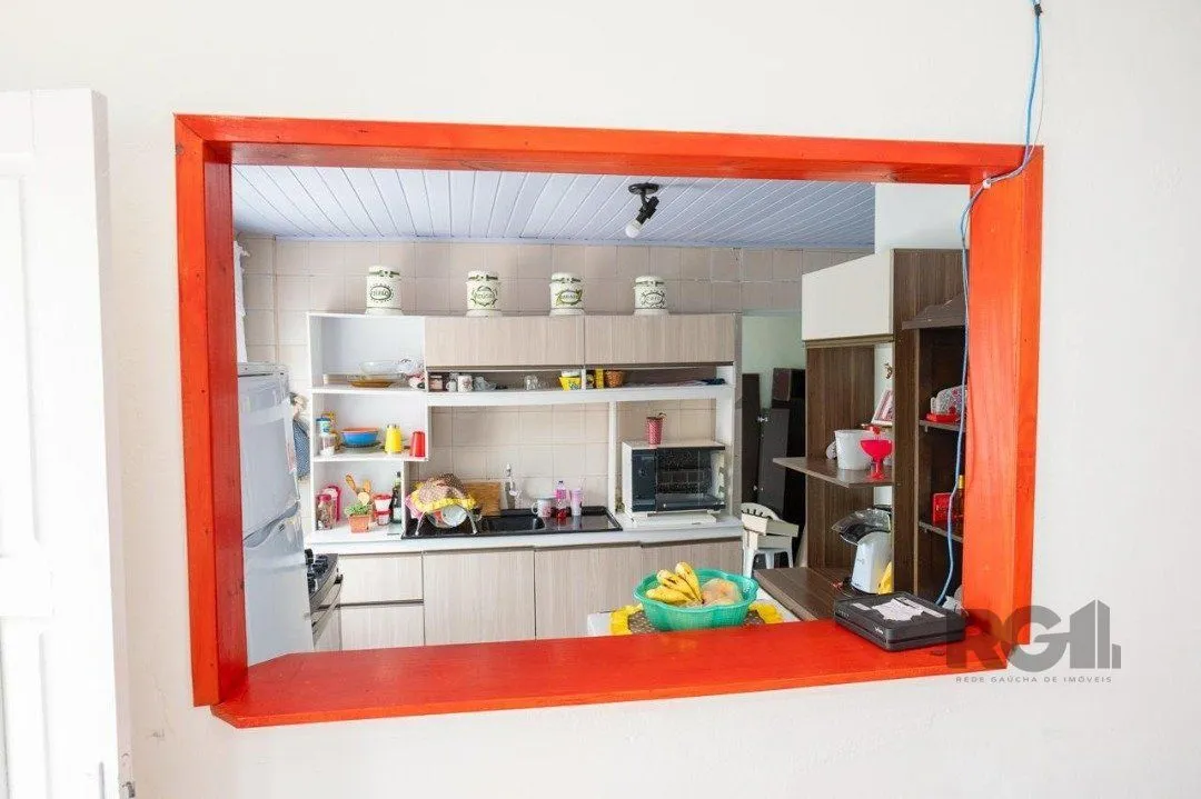 Imagem Casa para Venda com 6 dormitórios e 4 vagas no bairro Espirito Santo