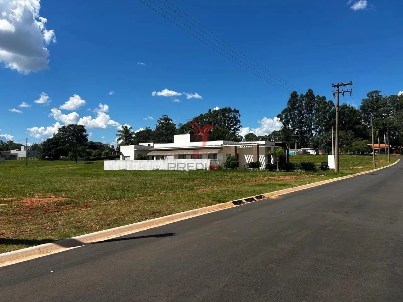 Magnífico terreno em Rodovia Presidente Castello Branco, 292 - Thermas De Santa Barbara, Águas De Santa Bárbara - SP