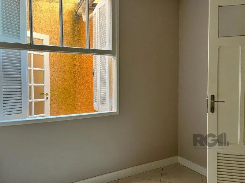 Imagem Apartamento para Venda - 57.4m², 2 dormitórios, Petrópolis