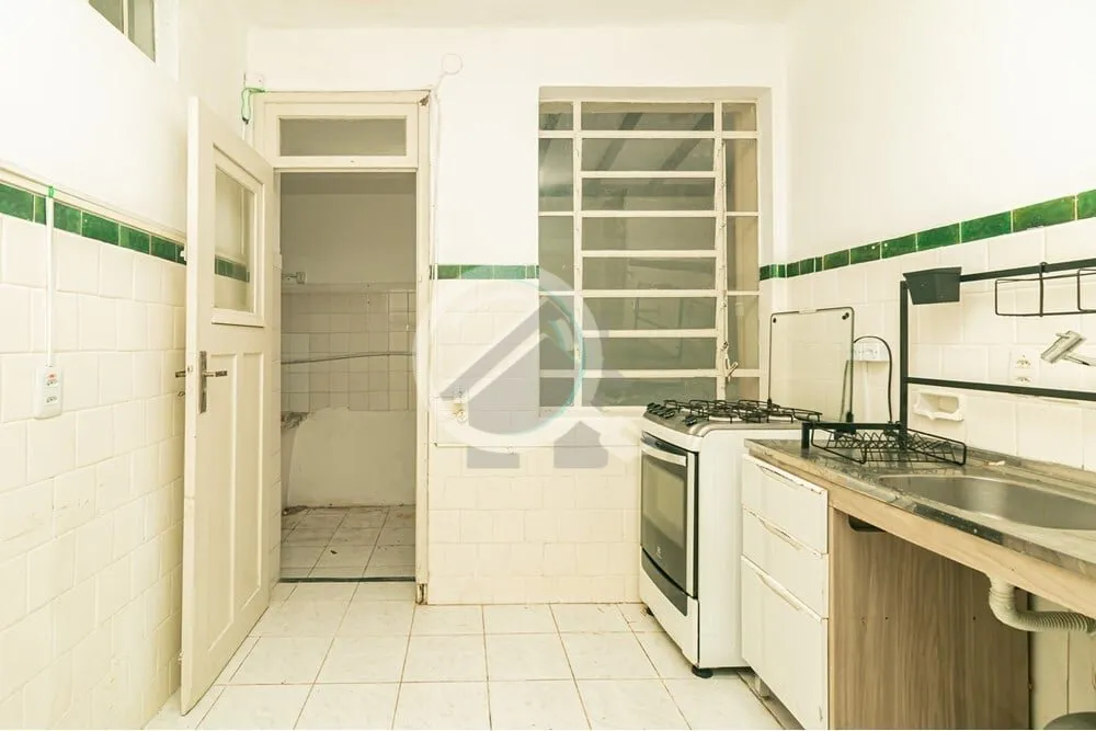 Imagem Localizado na Rua Felipe Camarão, 553, este apartamento de 89m² oferece uma excelente oportunidade...