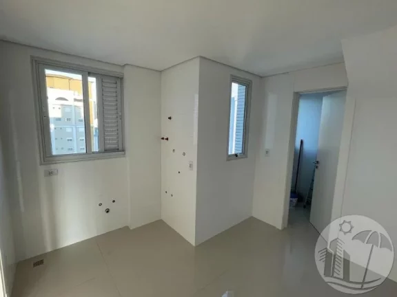 Imagem Espetacular Cobertura Triplex a 4 minutos da Praia na Barra Sul de BC