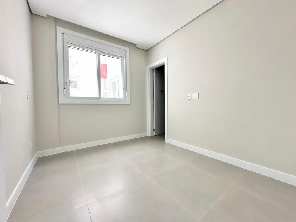 Imagem Apartamento 3 Dormitórios - Bairro Navegantes