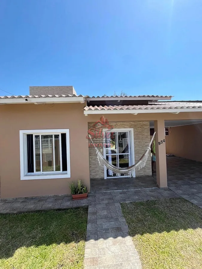 Imagem Casa 2 dormitórios com suíte a 580m do mar no Mariluz