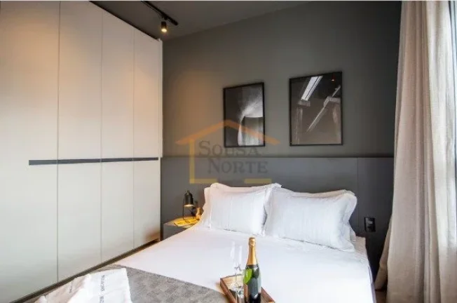 Imagem Apartamento mobiliado com 39m², 1 suíte, varanda, ar-condicionado na sala e no quarto, cozinha equ...