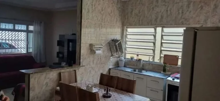 Imagem EXCELENTE CASA À VENDA NO MARACANÃ COM 3 DORMITÓRIOS 2 VAGAS!!!