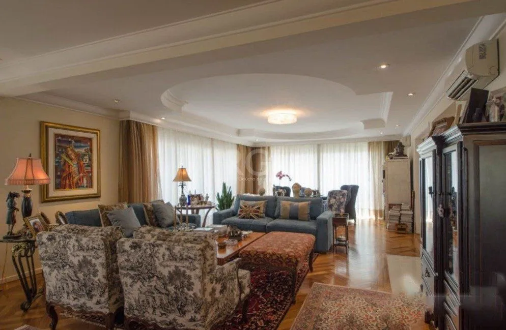 Imagem Apartamento a venda semi mobiliado 3 suítes no Moinhos de Vento