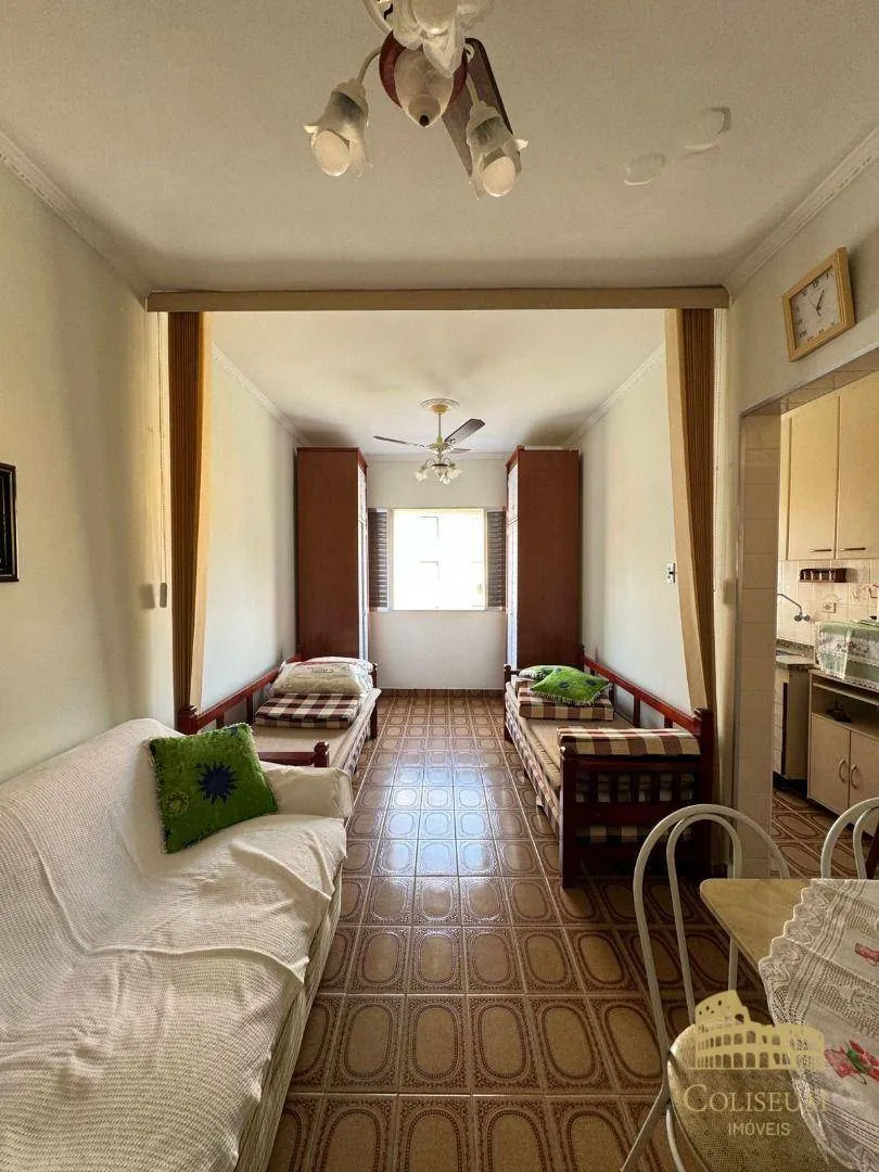Imagem Kitnet com 1 dormitório à venda, 30 m² por R$ 220.000,00 - Boqueirão - Praia Grande/SP