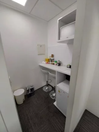 Imagem Sala comercial com 81m² na Avenida das Nações Unidas