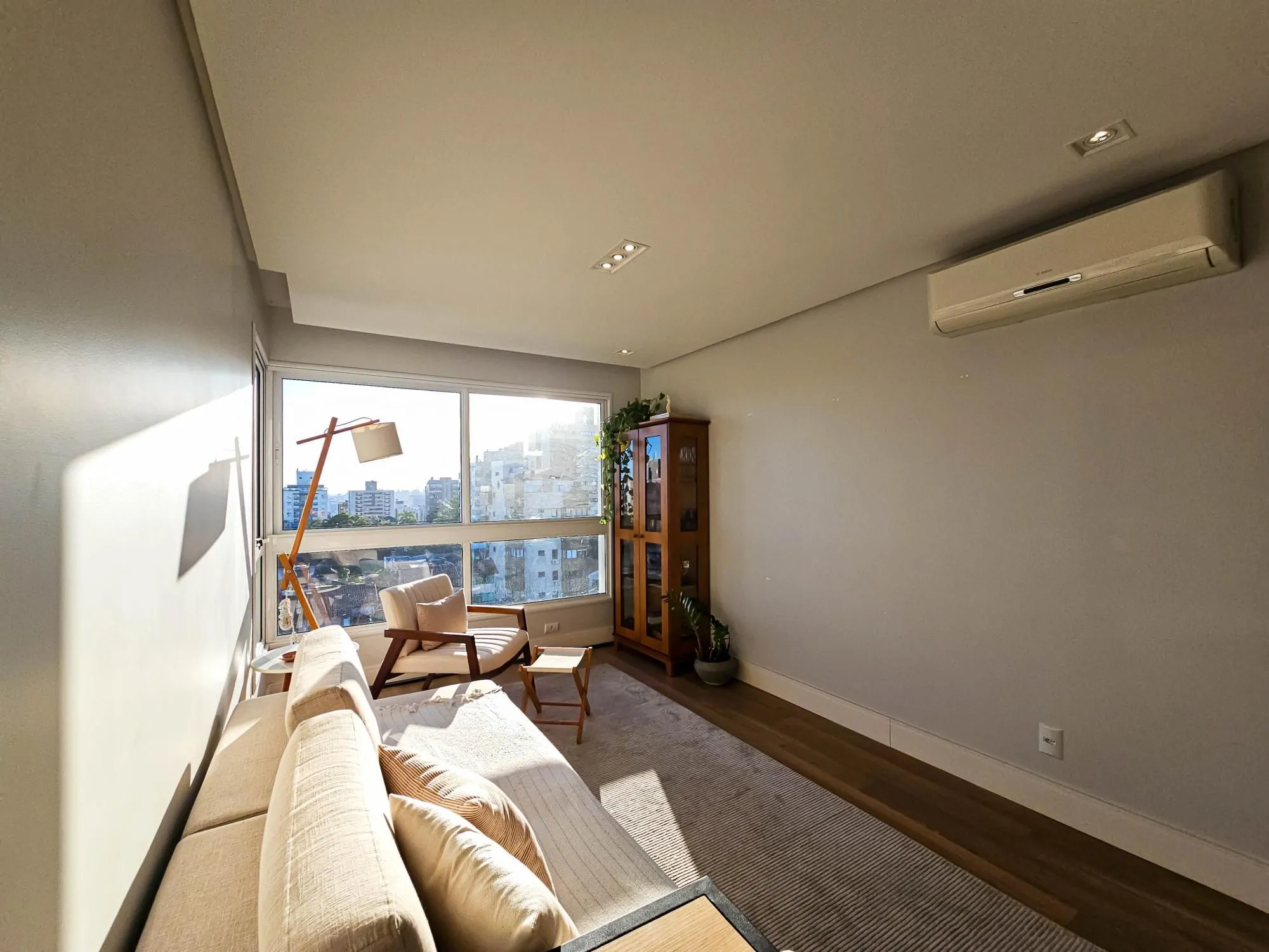 Imagem Apartamento Impecável no Petrópolis - 2 D (1 Suíte)