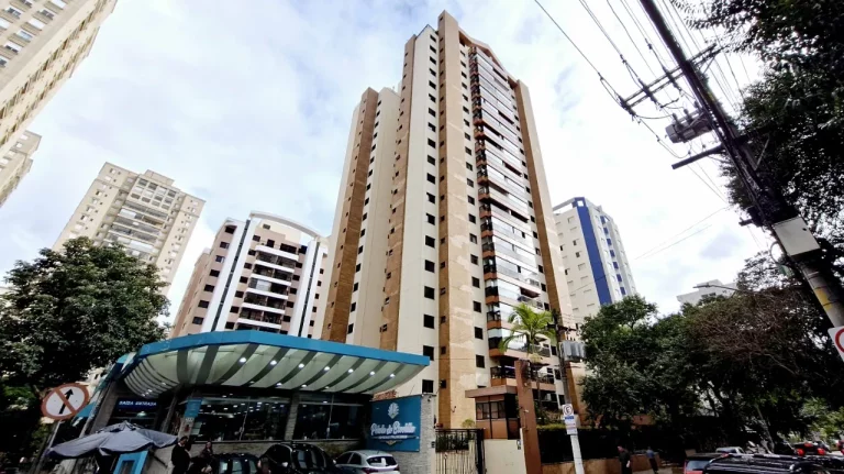Imagem Apartamento lindo e reformado à venda, 4 quartos, condomínio completo, torre única, 3 vagas!!