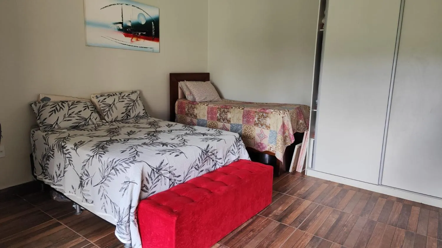 Imagem Linda chácara à venda em Contagem/MG com 2.400 m² em condomínio fechado