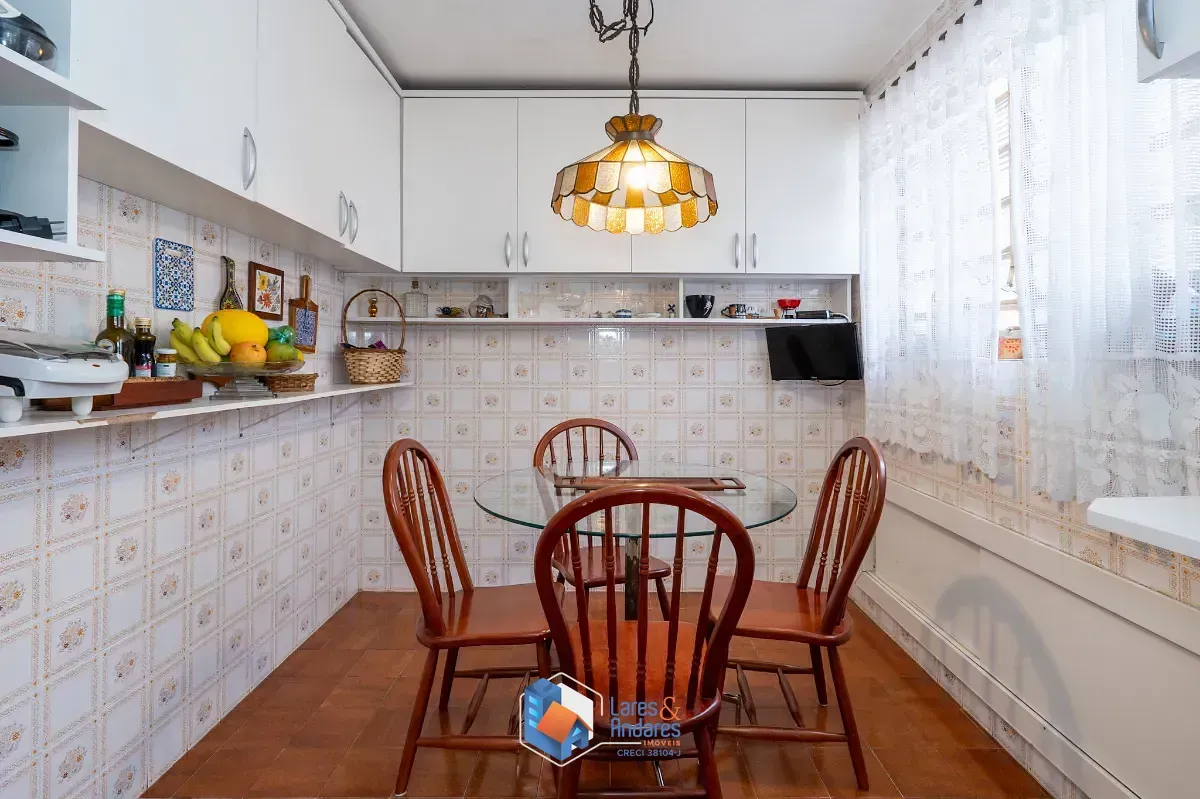 Imagem Casa para venda em Campo Belo com 4 quartos, sendo 2 suítes, 207m²