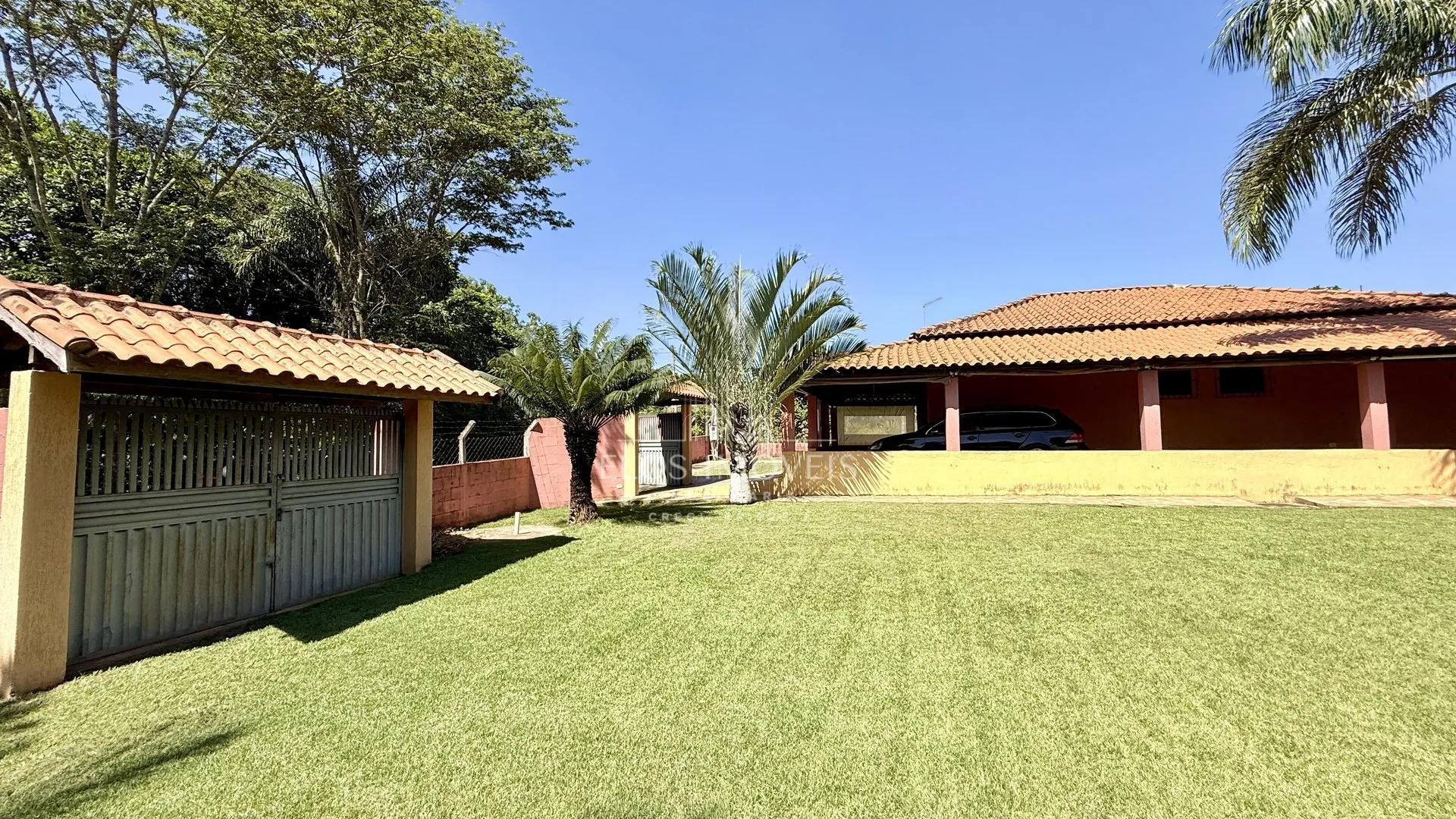 Imagem Chácara de 3 quartos, 250m² no bairro Bairro dos Pires, em Limeira