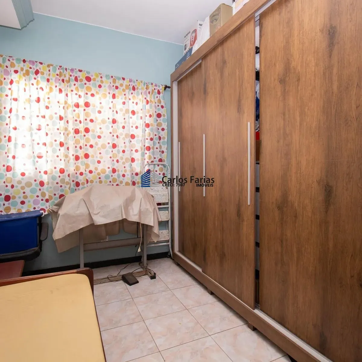 Imagem Casa para Venda em Brasília, Guará II, 5 dormitórios, 1 suíte, 3 banheiros, 2 vagas