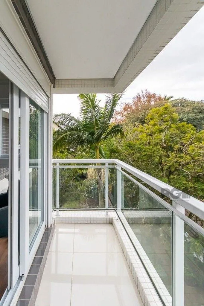 Imagem Excelente cobertura de 238m² com 3 dormitórios e 2 vagas.