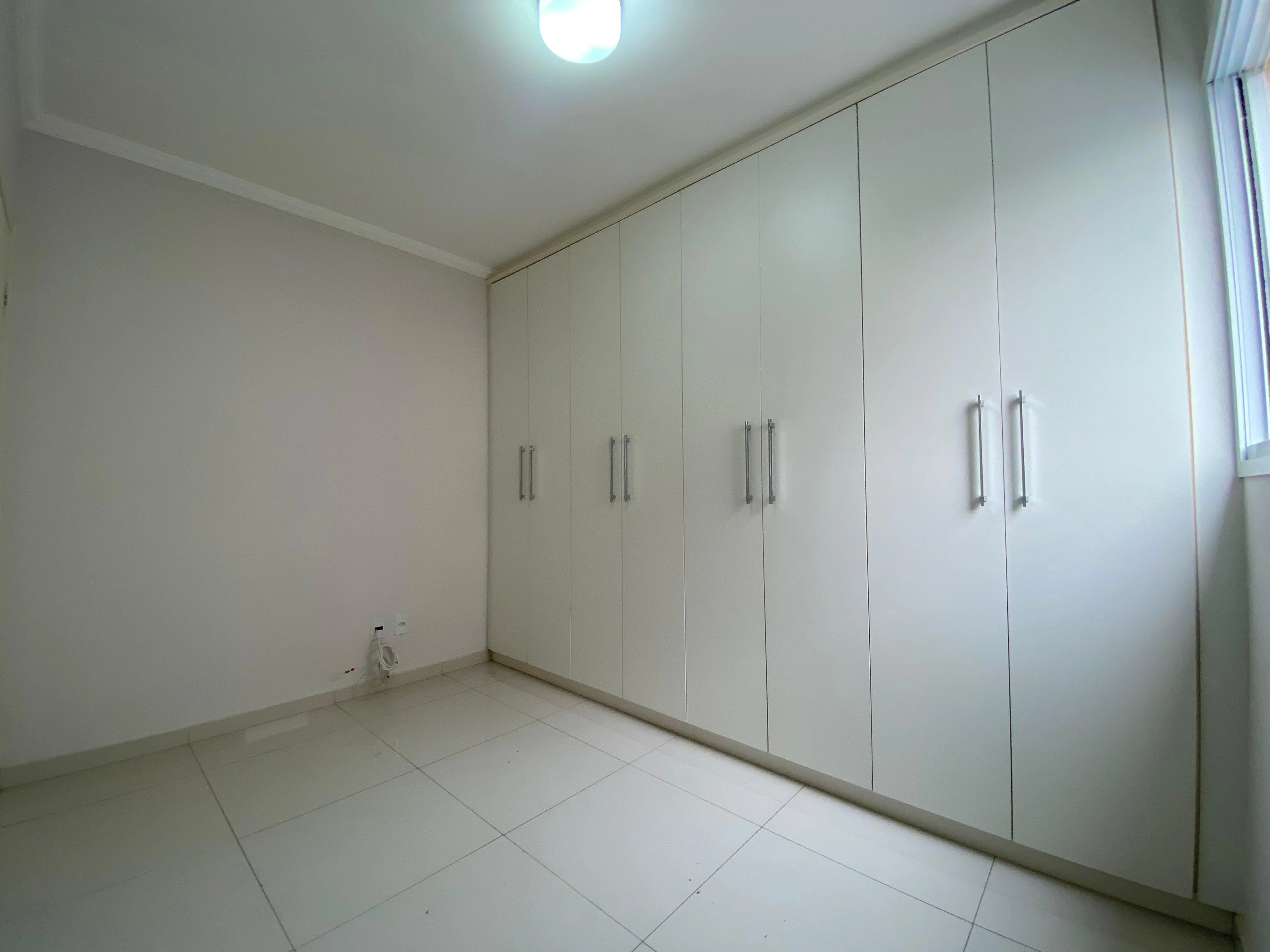 Imagem Oportunidade Apto 2 dorm com Modulados Prox Shopping Iguatemi R$ 380mil venda