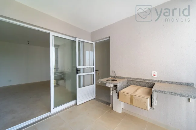 Imagem Imperdível! Apartamento à venda em Jundiaí-SP, no bairro Medeiros, com 2 quartos, 1 suíte, 1 sala, 2 banheiros, 2 vagas, 67m².