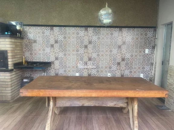 Imagem Casa com 4 dormitórios e piscina no Núcleo Habitacional Silvério Cartafina