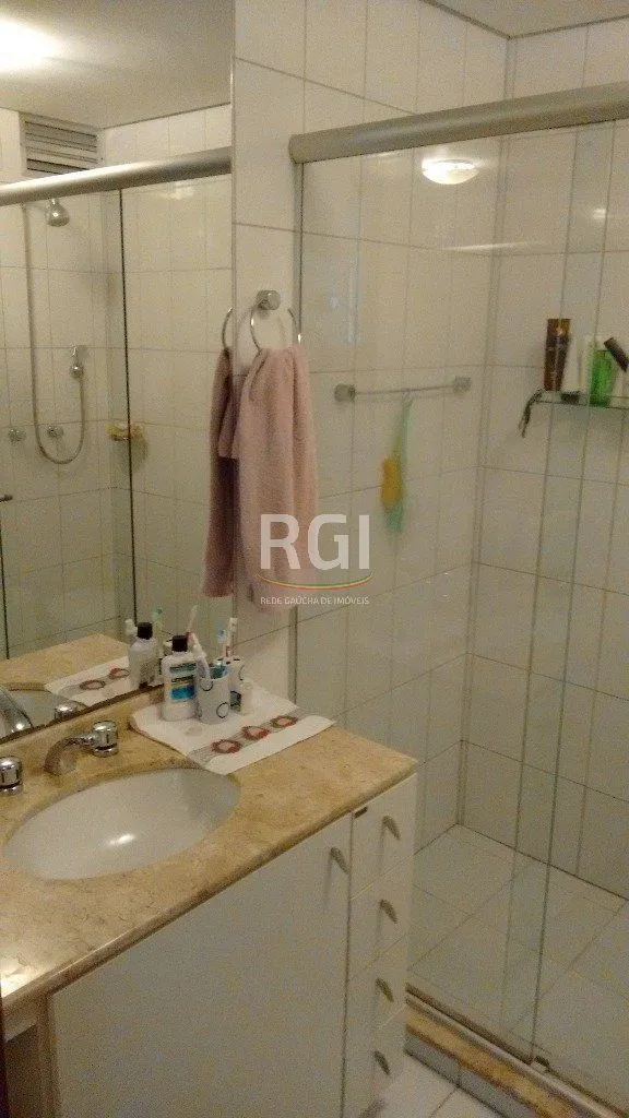 Imagem Apartamento para Venda - 238.12m², 3 dormitórios, sendo 1 suites, 3 vagas - Menino Deus