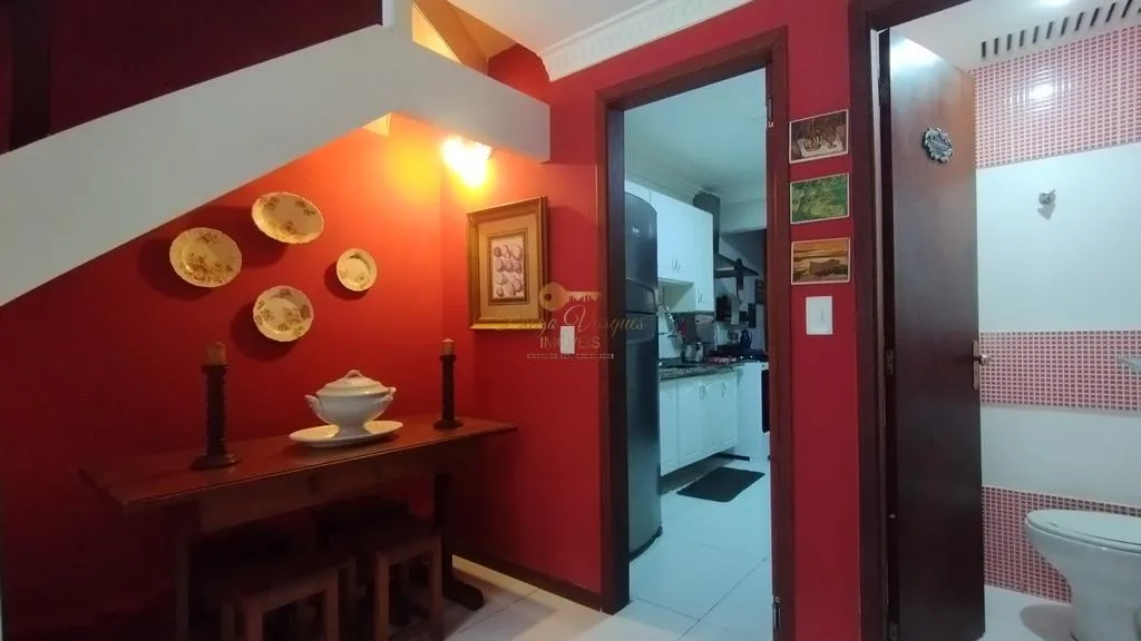 Imagem Casa em Condomínio para Venda em Teresópolis / RJ no bairro Panorama