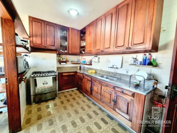 Imagem Apartamento à venda, 147 m² por R$ 650.000,00 - Várzea - Teresópolis/RJ