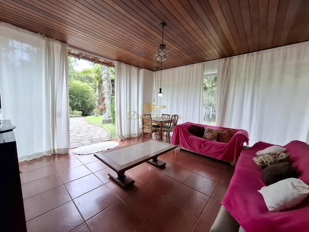 Imagem Casa para Venda em Teresópolis / RJ no bairro Albuquerque