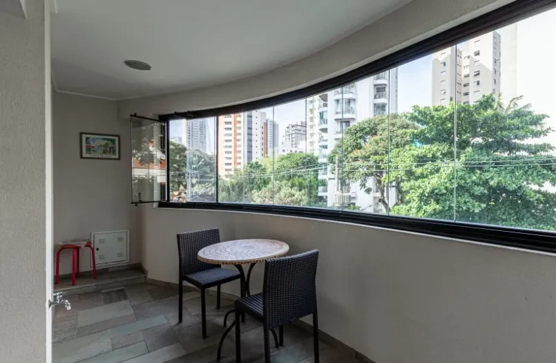 Imagem Apartamento com 3 Quartos à Venda, 140 m² em Moema - São Paulo