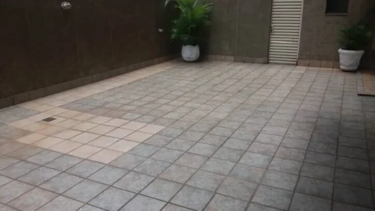 Imagem Apartamento com sala para 02 ambientes.